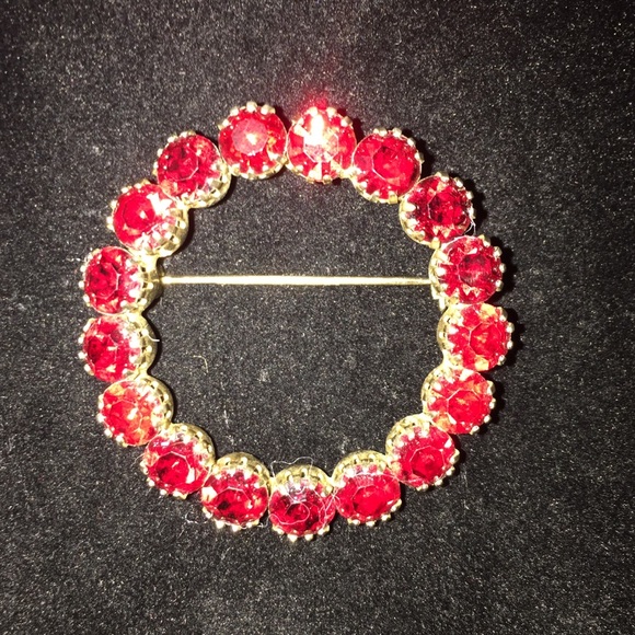 Vintage St Labre Signed Red Rhinestone Circle Pin - Picture 6 of 6